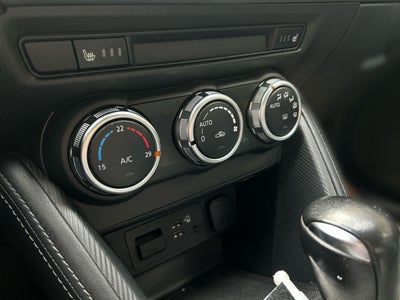 2023 Mazda Mazda 2 1.5 Carbon Edition At