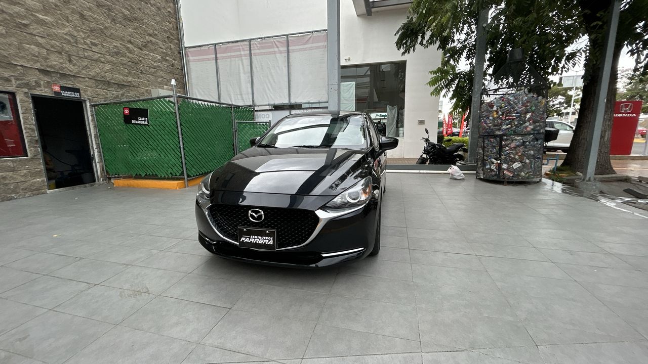 2023 Mazda Mazda 2 1.5 Carbon Edition At