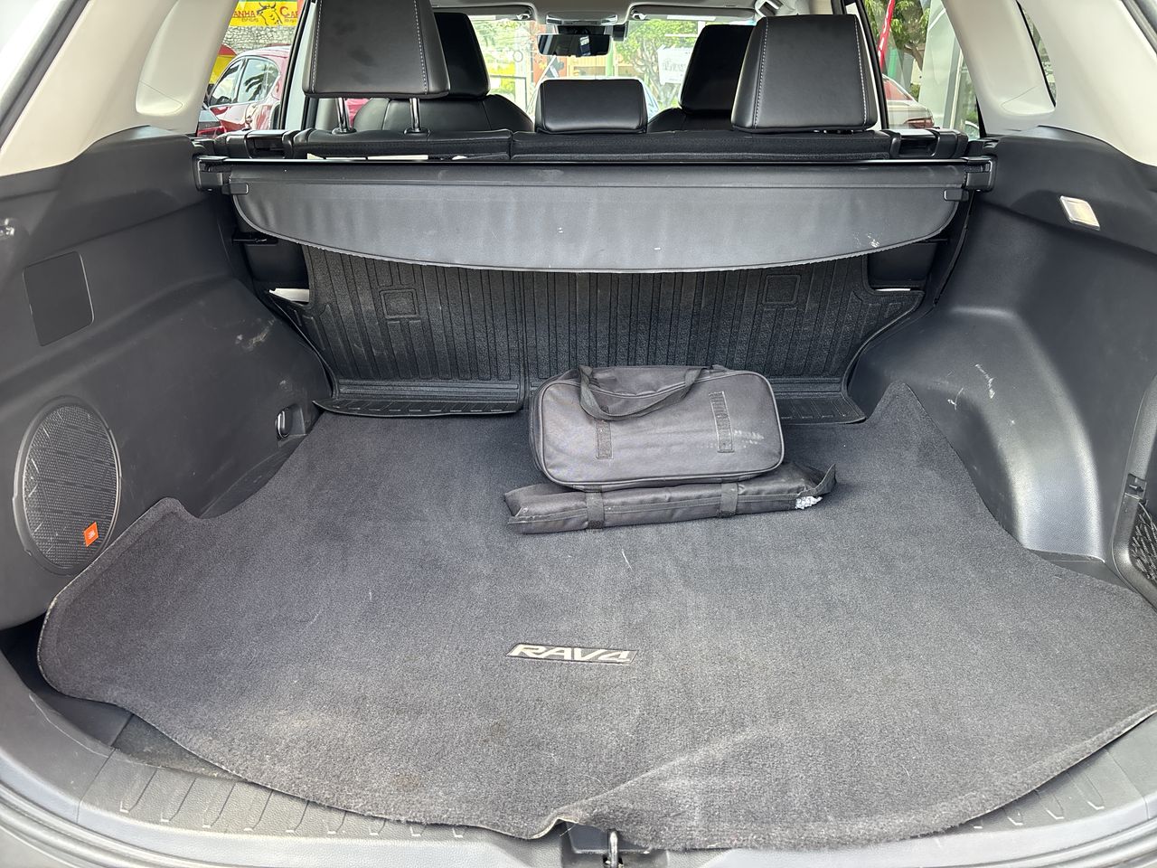 2023 Toyota RAV4 2.5 Limited Hybrid At