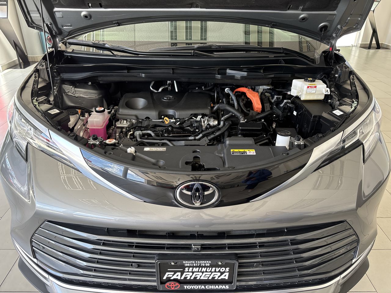 2026 Toyota Sienna 2.5 Platinum Hev At