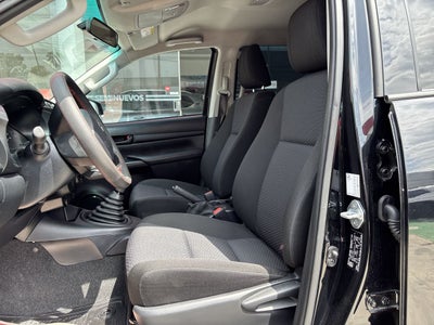 2026 Toyota Hilux 2.7 Doble Cabina Sr Mt