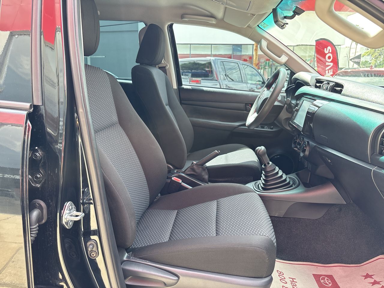 2026 Toyota Hilux 2.7 Doble Cabina Sr Mt