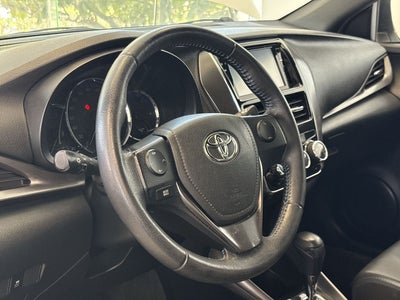 2021 Toyota Yaris 1.5 S Hb At
