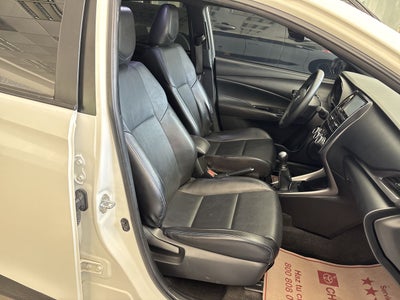 2022 Toyota Yaris 1.5 S Hb Mt